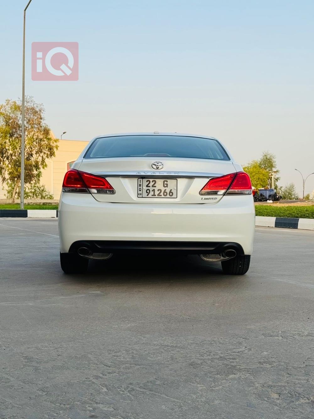 تويوتا أفالون